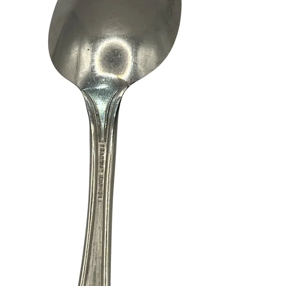 Oneida Tudor Plate Silverplate Teaspoon 1932 Bridal Wreath Pattern 6 Inches Long